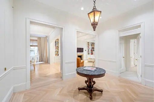 33 East 70th Street, #2N2R