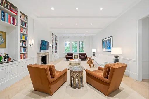 33 East 70th Street, #2N2R