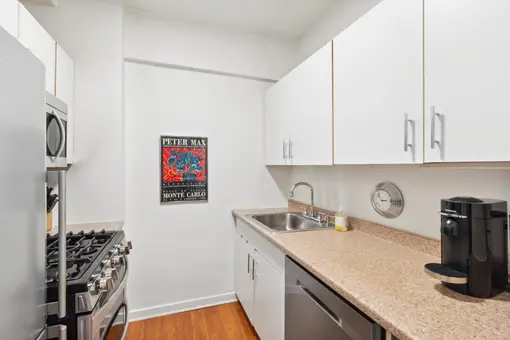 The Mayfair, 301 East 69th Street, #17A