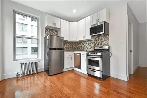 300 East 61st Street, #3W