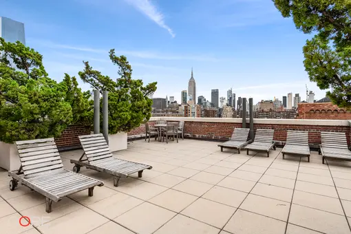 London Terrace Towers, 470 West 24th Street, #2G