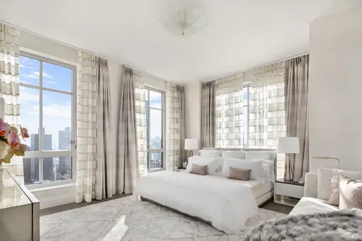 The Kent, 200 East 95th Street, #25A