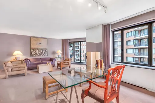 60 Sutton Place South, #8ES