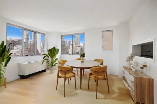 The Vantage, 308 East 38th Street, #15A