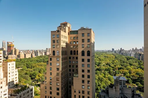 Tower 58, 58 West 58th Street, #32B