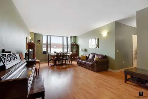 SoHa 118, 301 West 118th Street, #8L