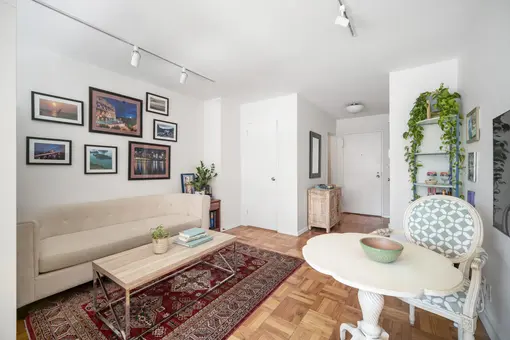 175 East 74th Street, #9D