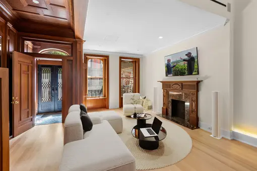 45 West 70th Street, 