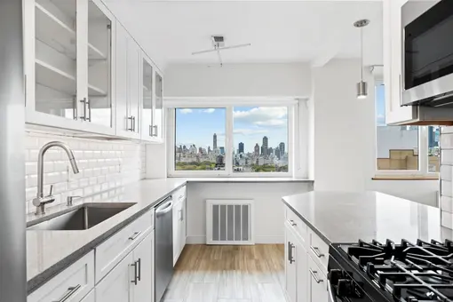 45 West 67th Street, #23B