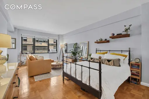 425 East 79th Street, #7A