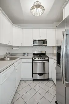 The Amherst, 401 East 74th Street, #10N