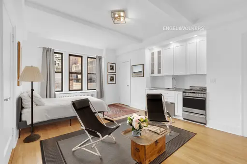 Le Bourgogne, 157 East 72nd Street, #3C