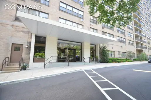 Lincoln Towers, 165 West End Avenue, #8F