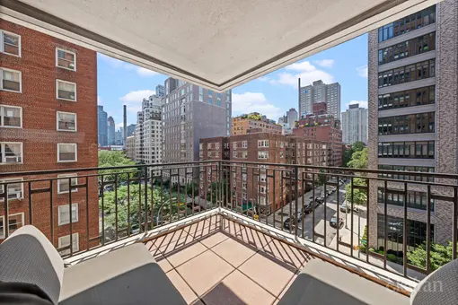 45 East End Avenue, #6EF