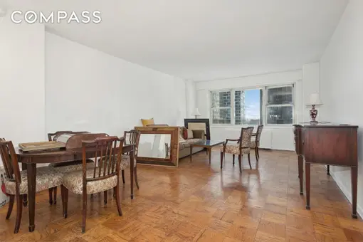 Tower 53, 159 West 53rd Street, #28F