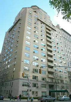 945 Fifth Avenue, #16D