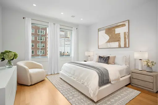 Beckford Tower, 301 East 80th Street, #6B