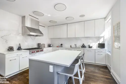The Marquand, 11 East 68th Street, #2AE