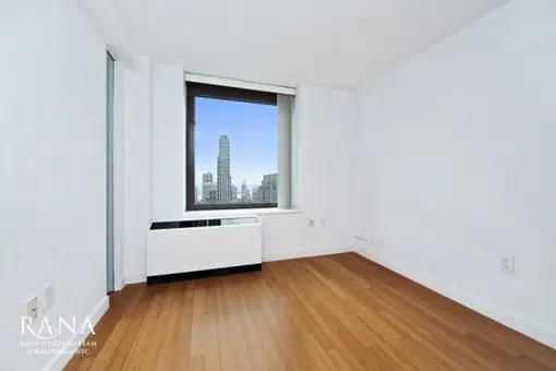 Bryant Park Tower, 100 West 39th Street, #42E