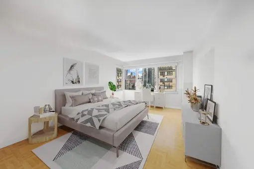 The Wilshire, 301 East 75th Street, #14D