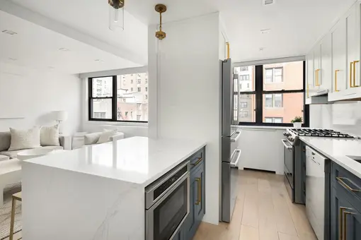 420 Beekman Hill, 420 East 51st Street, #8H