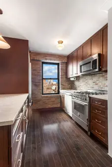 Eastview House, 399 East 72nd Street, #16H