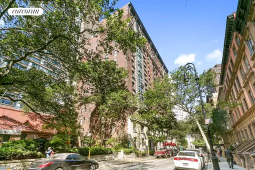 Lincoln Spencer Arms, 140 West 69th Street, #36A