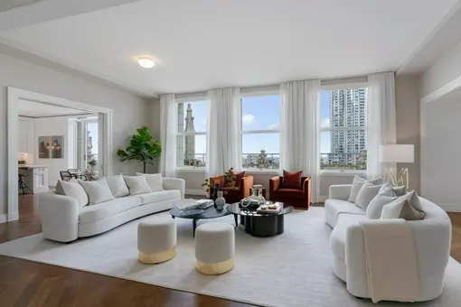 The Woolworth Tower Residences, 2 Park Place, #43A