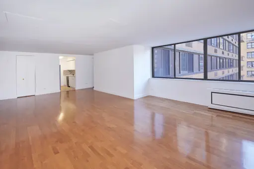 The Columbia, 275 West 96th Street, #11R