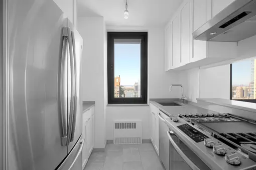 South Park Tower, 124 West 60th Street, #20L