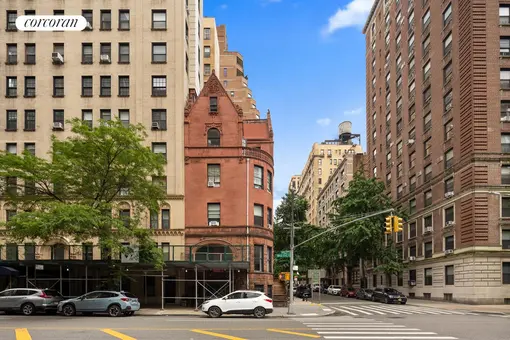 John B. And Isabella Leech House, 520 West End Avenue, 