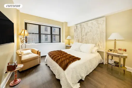 165 East 72nd Street, #2M