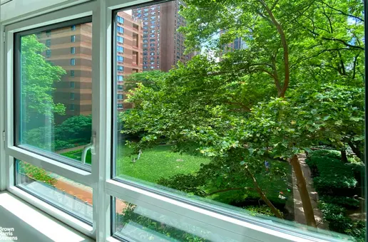 Carnegie Park Condominium, 200 East 94th Street, #219