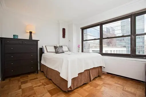 Lincoln Towers, 180 West End Avenue, #15P