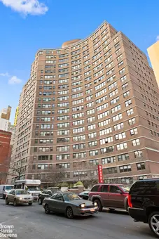The Murray Hill Crescent, 225 East 36th Street, #3B