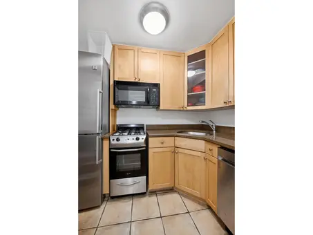 The Broadmoor, 235 West 102nd Street, #3K