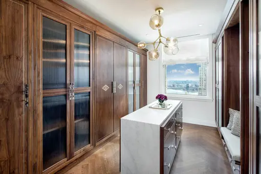 The Woolworth Tower Residences, 2 Park Place, #36A