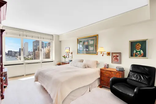 Cannon Point South, 45 Sutton Place South, #20L