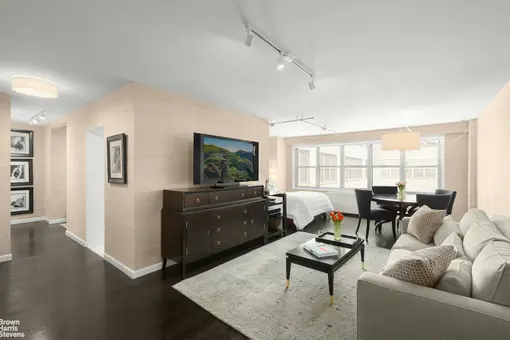 Gramercy Park Towers, 205 Third Avenue, #4B