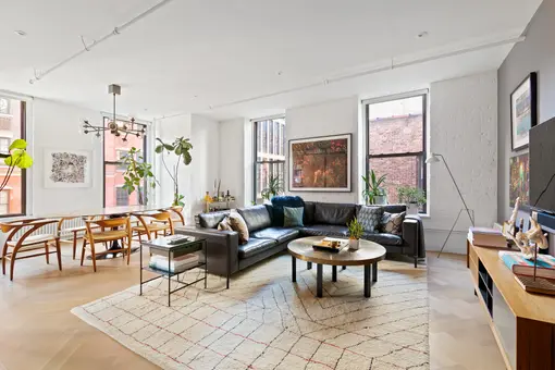 33 Bleecker Street, #4B