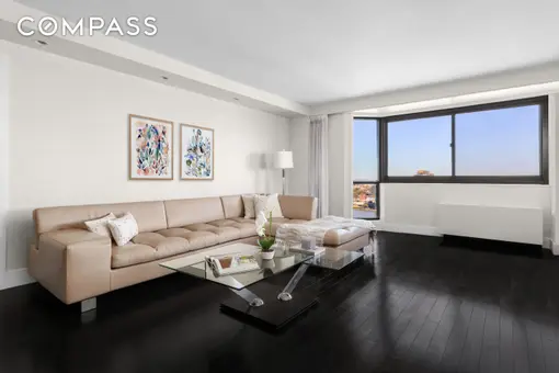 East River Tower, 1725 York Avenue, #32D