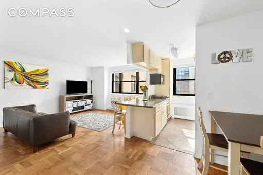 315 East 72nd Street, #15M