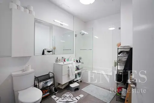 230 East 124th Street, #3B