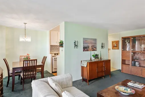 Lincoln Guild, 303 West 66th Street, #7LW