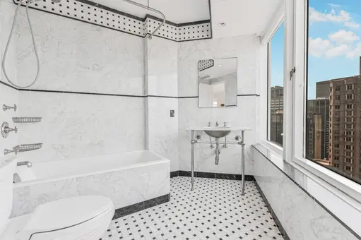 CitySpire, 150 West 56th Street, #4508