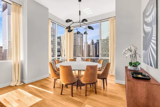 Park Avenue Place, 60 East 55th Street, #41A