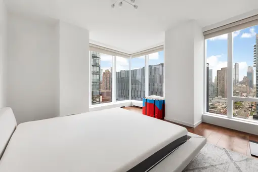 1 West End Avenue, #19D