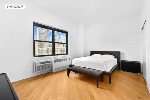 Lincoln Towers, 165 West End Avenue, #29J