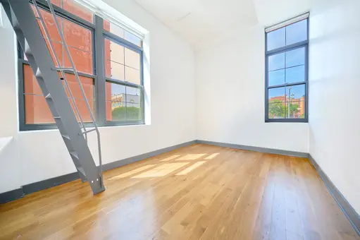 East River Lofts, 340 East 117th Street, #2G