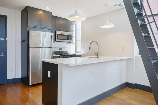 East River Lofts, 340 East 117th Street, #2G